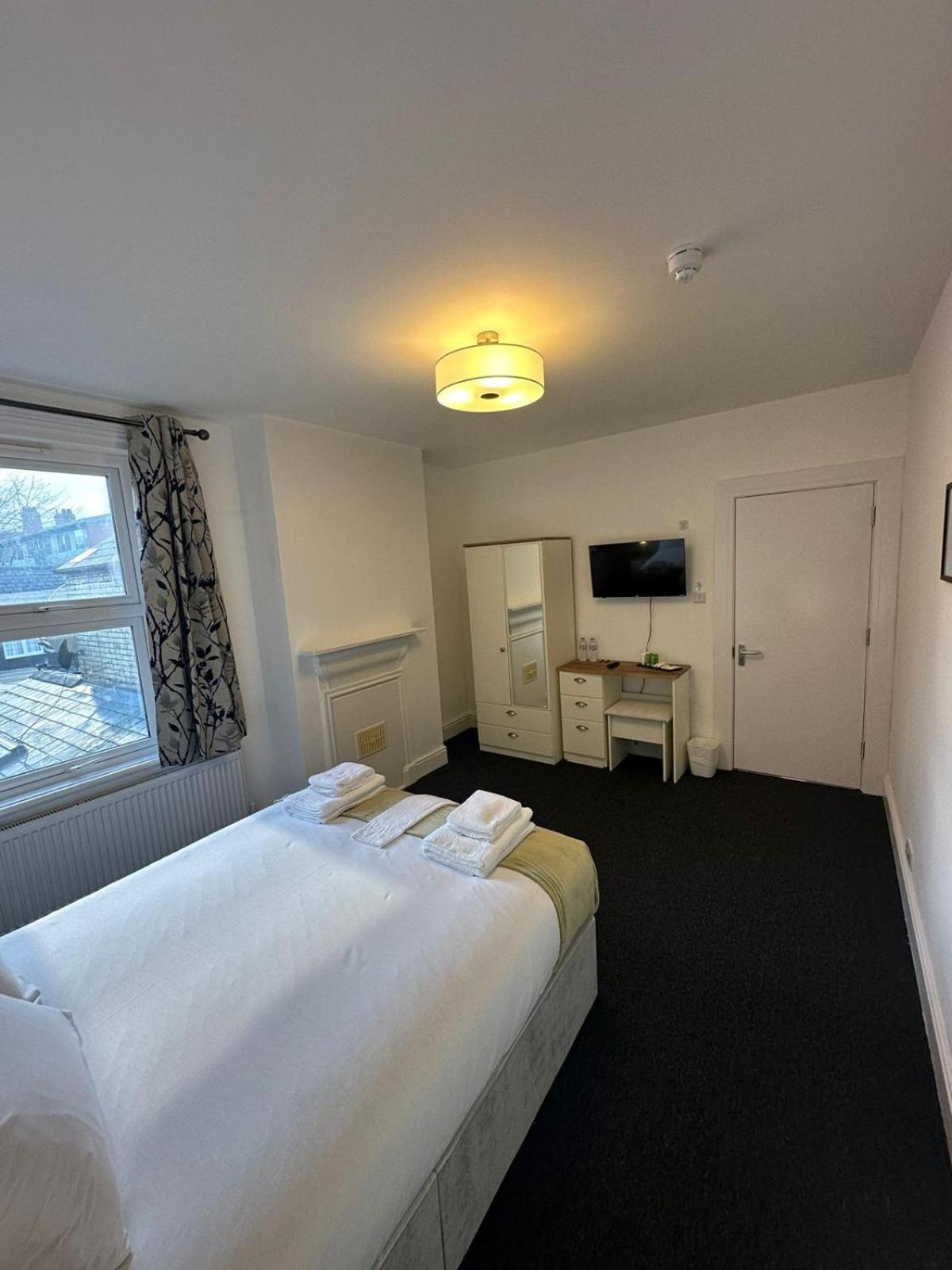 Cambridge Central Rooms - Tas Accommodations Екстериор снимка