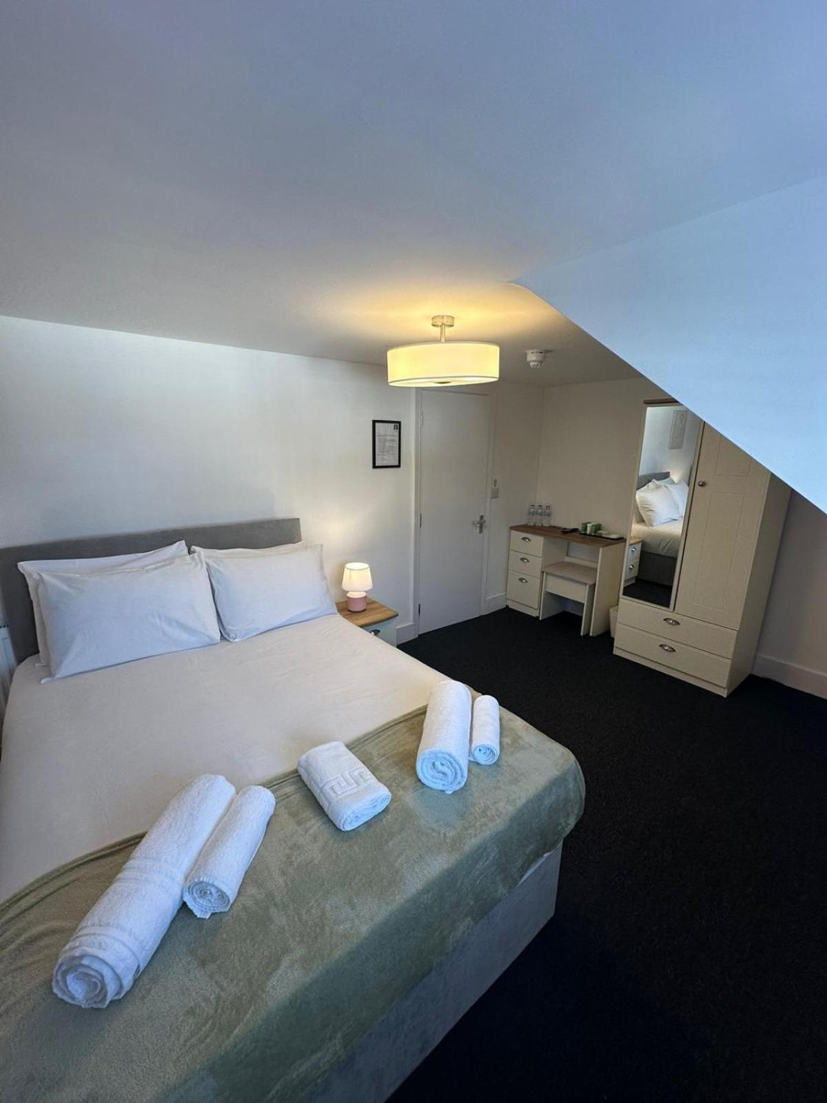 Cambridge Central Rooms - Tas Accommodations Екстериор снимка