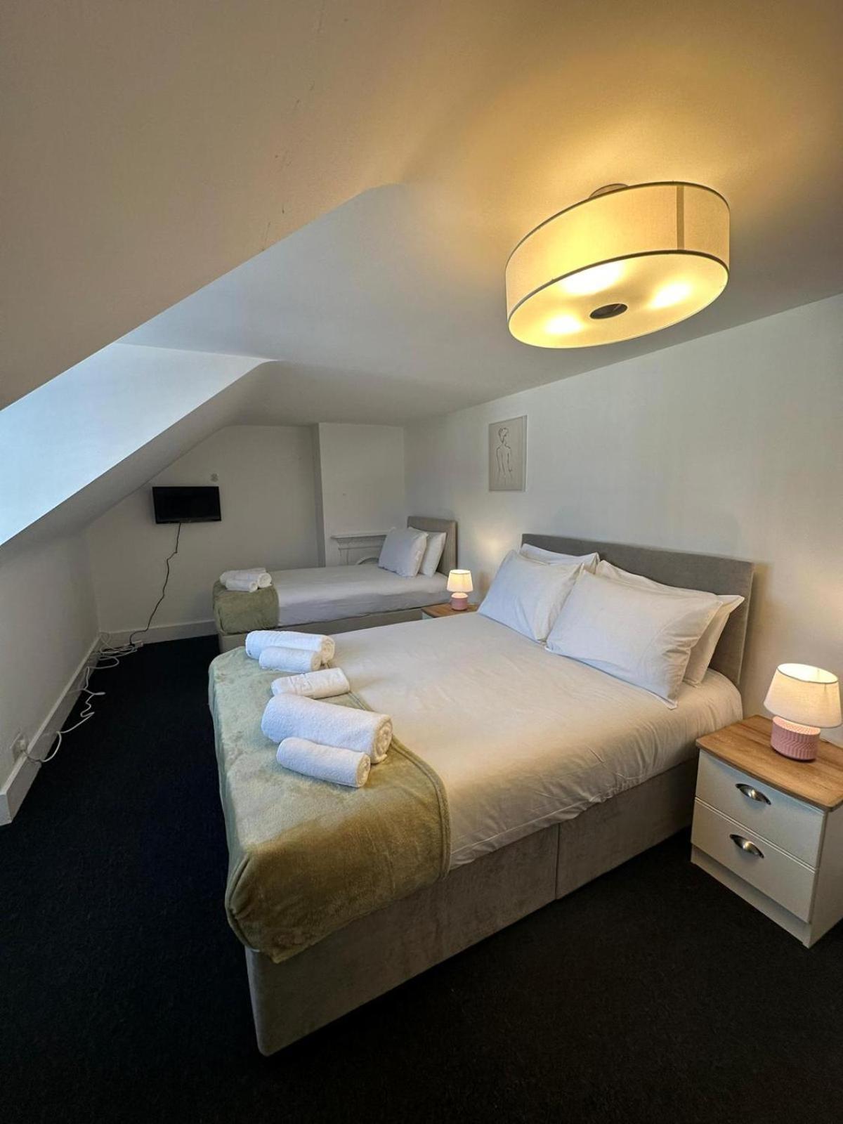 Cambridge Central Rooms - Tas Accommodations Екстериор снимка