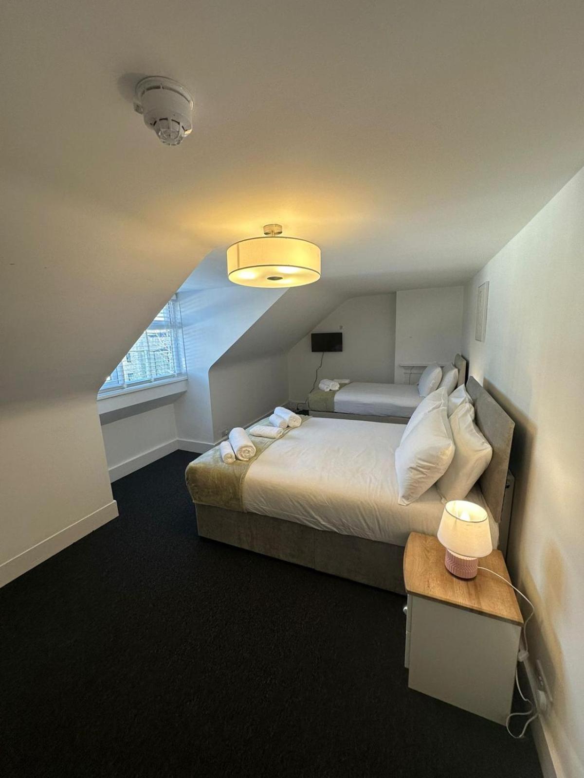 Cambridge Central Rooms - Tas Accommodations Екстериор снимка