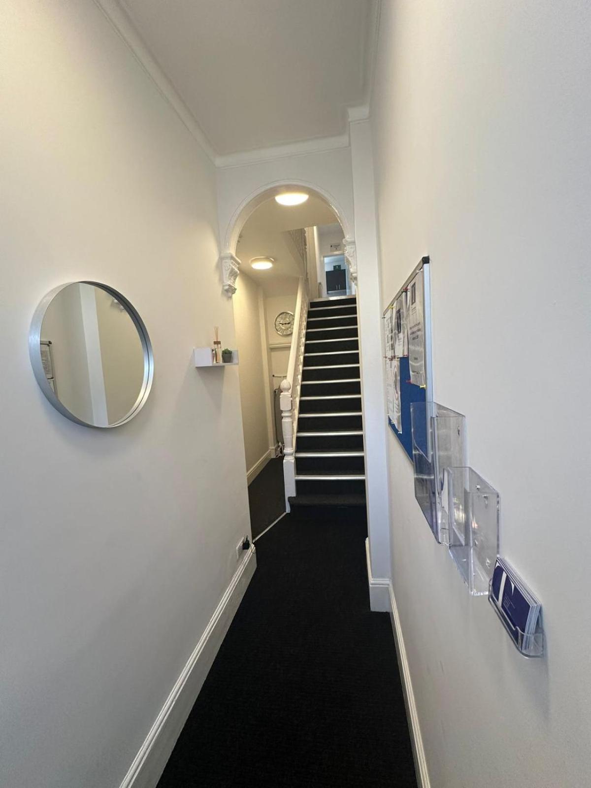 Cambridge Central Rooms - Tas Accommodations Екстериор снимка