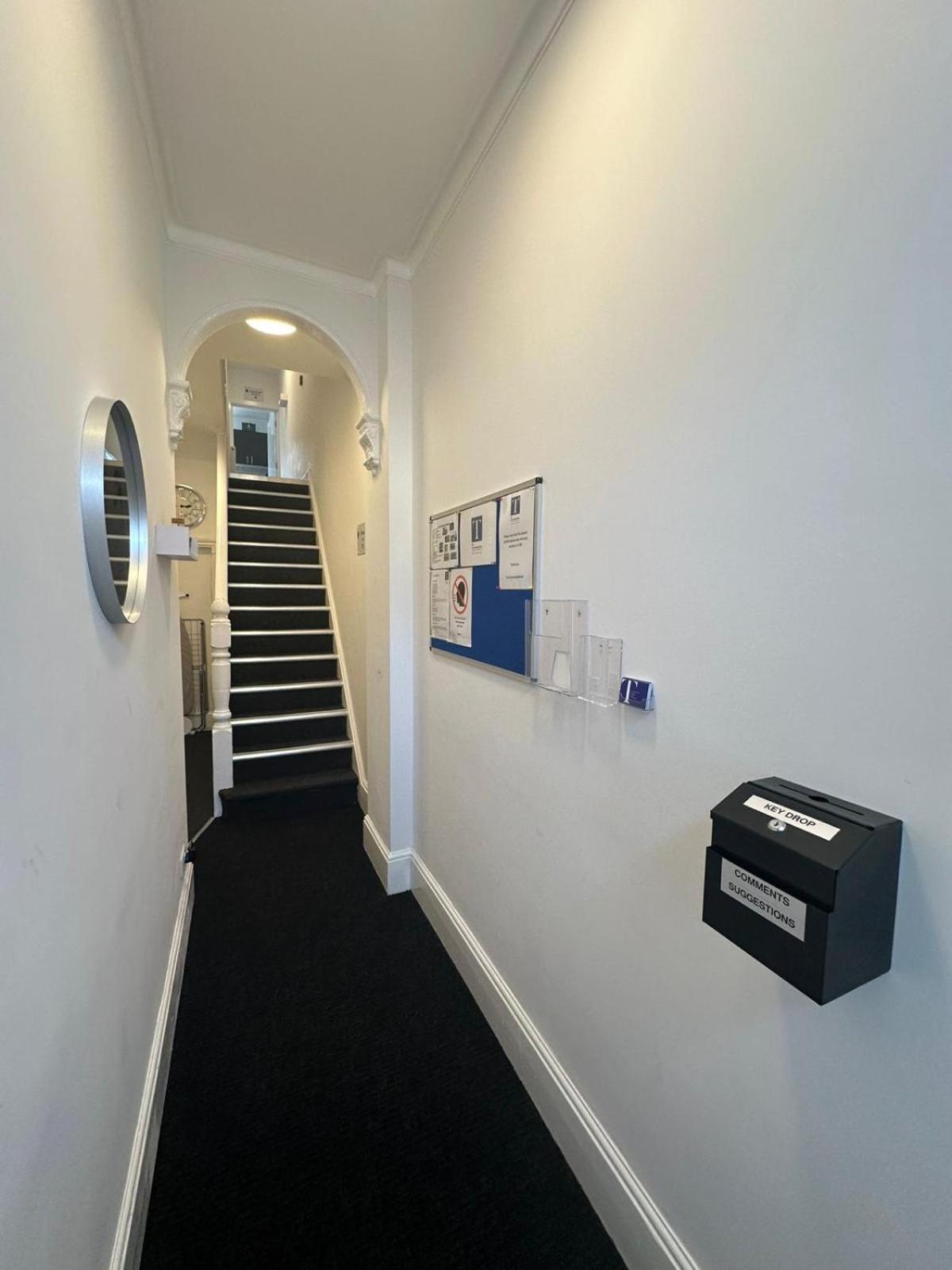 Cambridge Central Rooms - Tas Accommodations Екстериор снимка