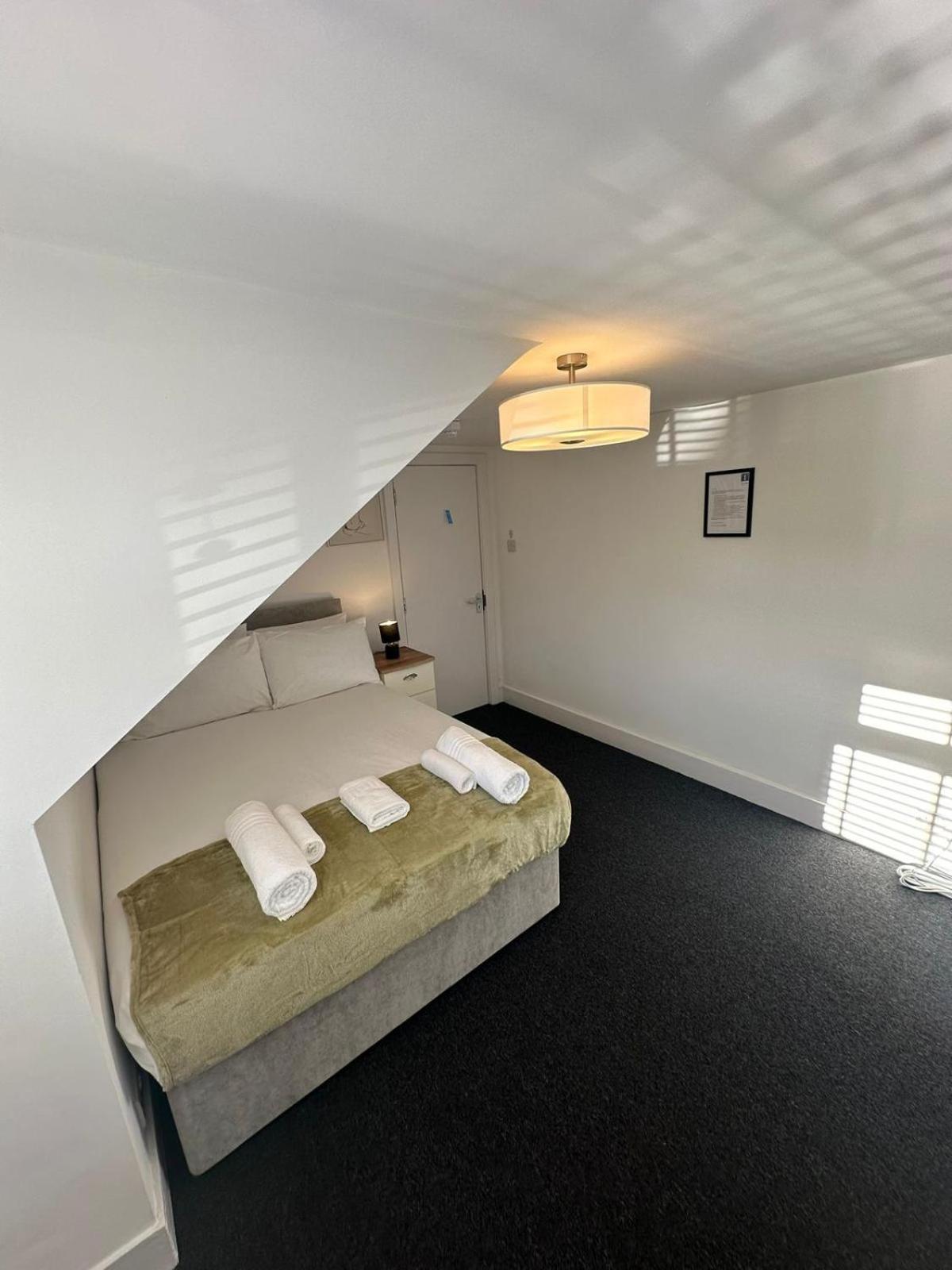 Cambridge Central Rooms - Tas Accommodations Екстериор снимка
