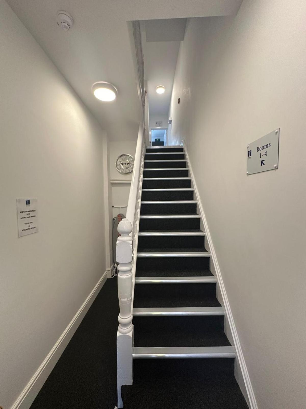 Cambridge Central Rooms - Tas Accommodations Екстериор снимка