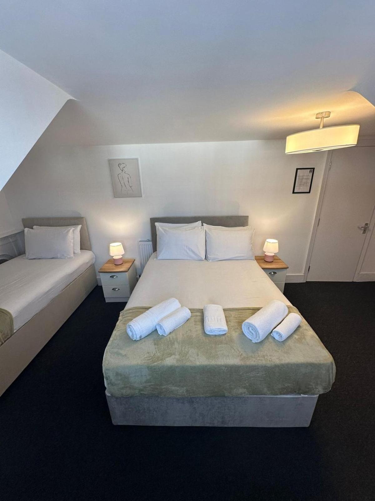 Cambridge Central Rooms - Tas Accommodations Екстериор снимка