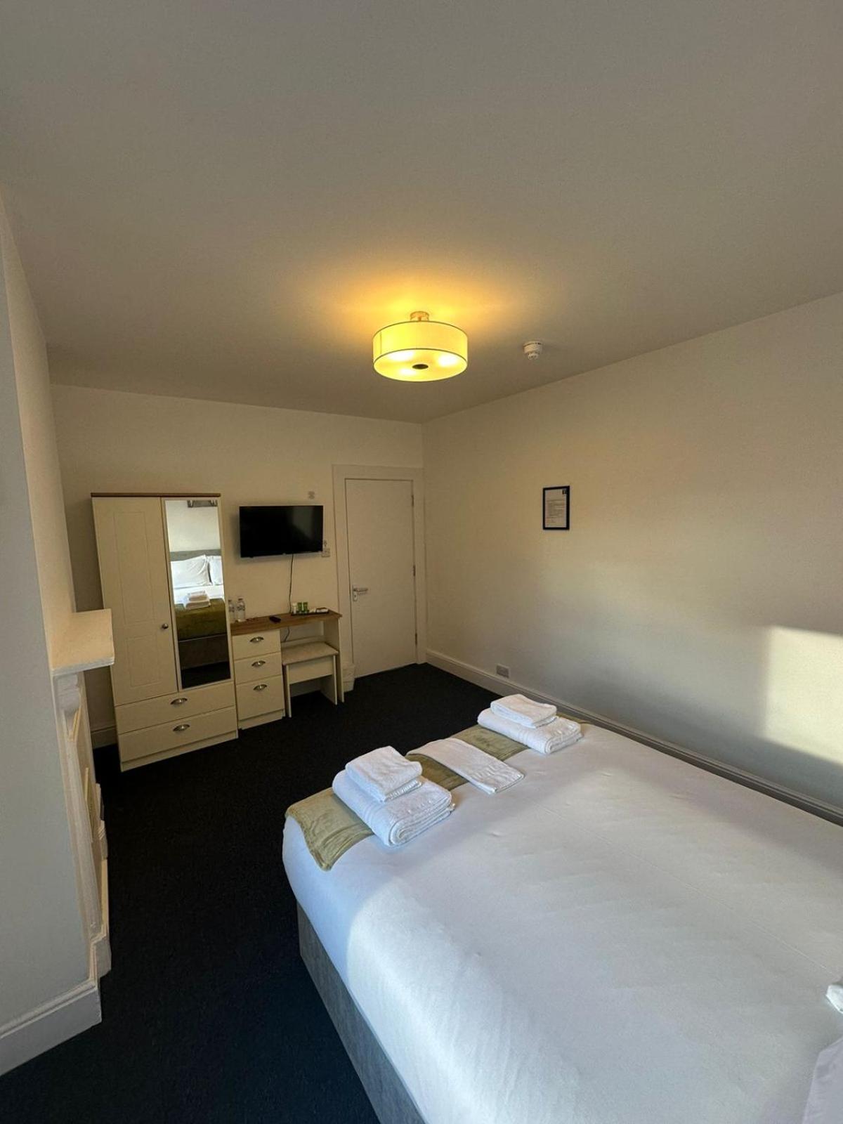 Cambridge Central Rooms - Tas Accommodations Екстериор снимка