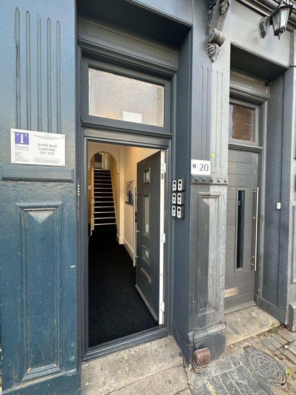 Cambridge Central Rooms - Tas Accommodations Екстериор снимка